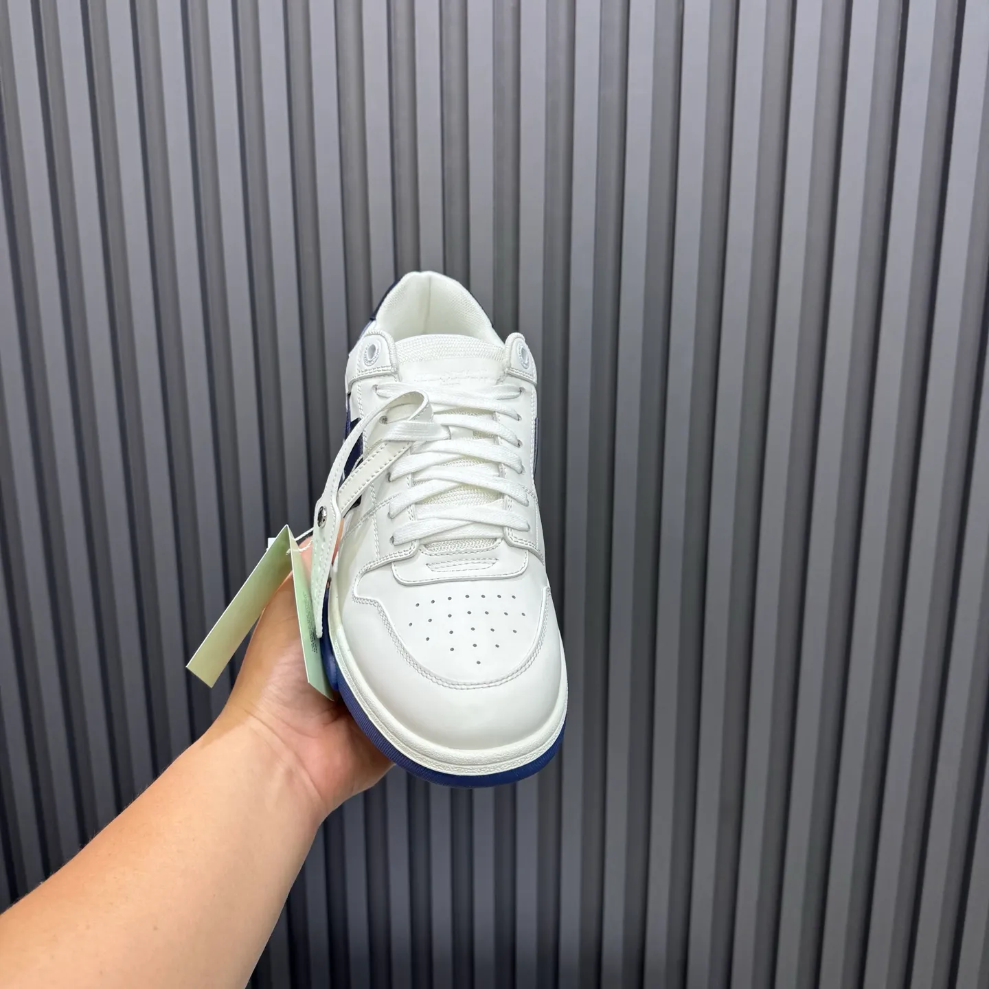P620 OFF WHITE⚡️Couple model⚡️35-40 women’s model 39-46 men’s model